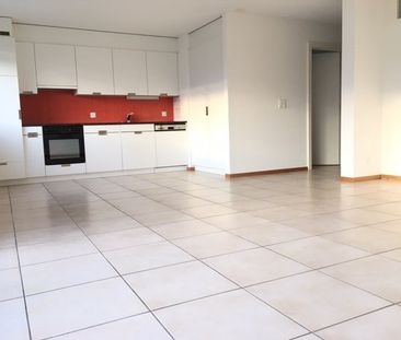 Spacieux appartement situé dans un cadre verdoyant - Photo 3