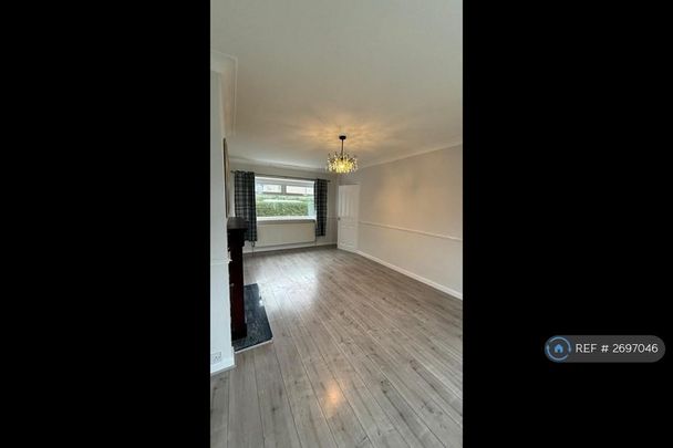 3 bedroom terraced house to rent - Photo 1