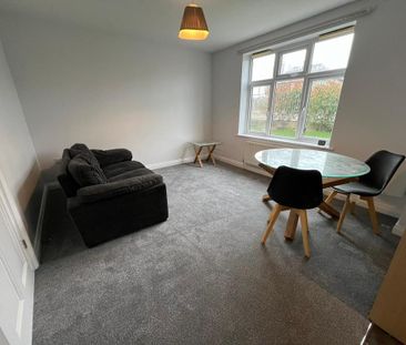1 bedroom ground floor flat to rent - Photo 1