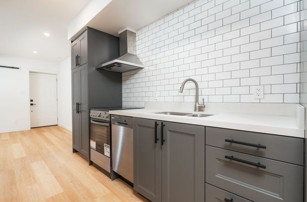 For Lease - 46 Rutland Street Unit# Lower, Toronto, Ontario - Photo 1