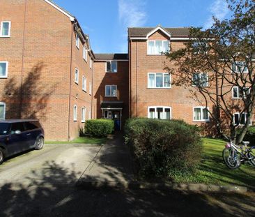 1 bedroom ground floor flat to rent - Photo 3
