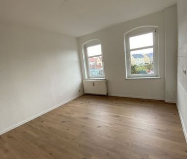 SchÃ¶ne gerÃ¤umige 2 Raum Wohnung in Zwickau, Oberplanitz ab sofort zu vermieten - Photo 3