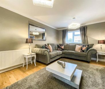3 bedroom detached house to rent - Photo 2