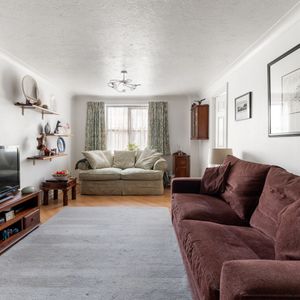 Lawrence Moorings, CM21, Sawbridgeworth - Photo 2