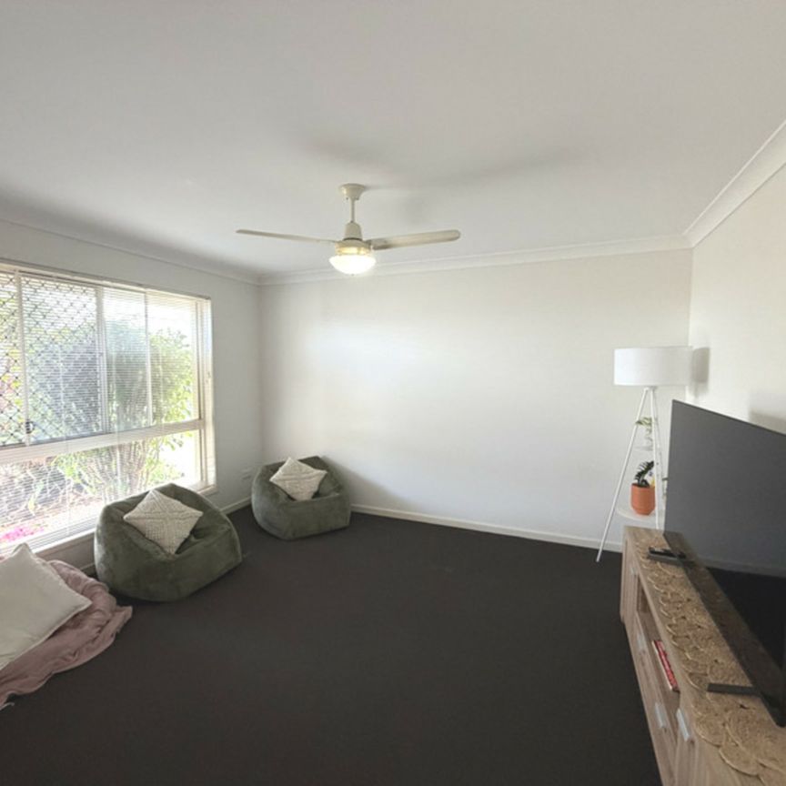 COASTAL COMFORT MEETS MODERN LIVING � SPACIOUS FAMILY HOME IN BARGARA - Photo 1