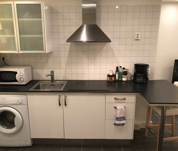 Nyodlingsvägen, Sollentuna - Photo 1