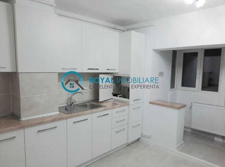 Royal Imobiliare Inchiriere apartament 2 camere zona Gheorghe Doja - Photo 5