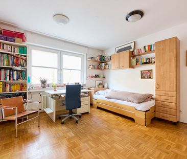 Reihenmittelhaus mit hochwertiger Einbauküche, Südwest-Garten, Auße... - Photo 4