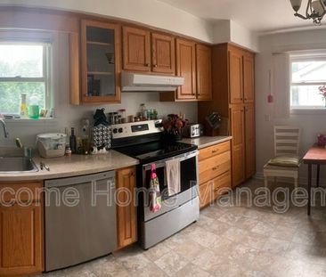 $2,195 / 3 br / 1 ba / Beautiful 3-Bedroom Upper Unit in Thorold! - Photo 4