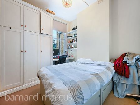 Elspeth Road, . - Photo 4