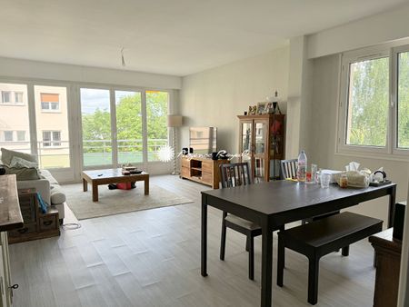 Location Appartement 5 pièces 91m² ST GERMAIN EN LAYE 78100 - Photo 2
