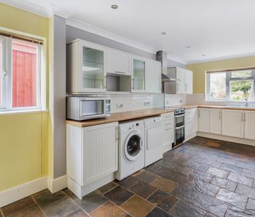 Beech Grove, Guildford, Surrey, GU2 - Photo 6