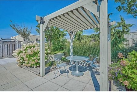 For Lease - 1600 Charles Street Unit# 1006, Whitby, Ontario - Photo 3