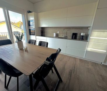 Modern 3.5-room apartment with balcony near Brüttelen BHF - Photo 2