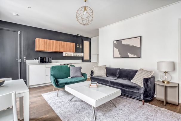 Place du Marché Saint-Honoré - Photo 1