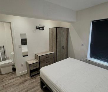 1 bedroom in a house share to rent - Photo 6