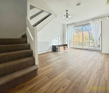 Long Horse Croft, CB11, Saffron Walden - Photo 1