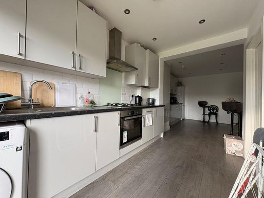 1 bedroom house of multiple occupation to rent - Photo 1