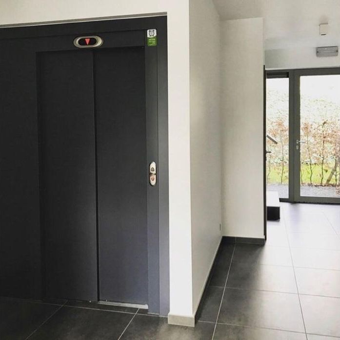 Appartement te huur - Photo 1