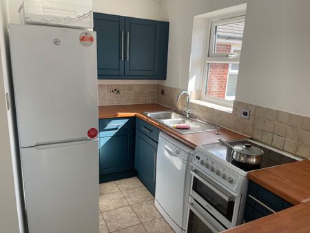 2 Bed Flat, Mariner Avenue, B16 - Photo 5