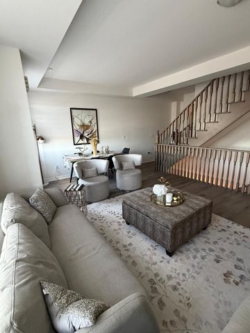 For Lease - 517 Dundas Street, Oakville, Ontario - Photo 2