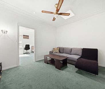 Spacious Family Home in a Quiet Street - Photo 1