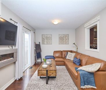 5052 CASSANDRA Drive, Beamsville, Ontario, L0R1B7 - Photo 3