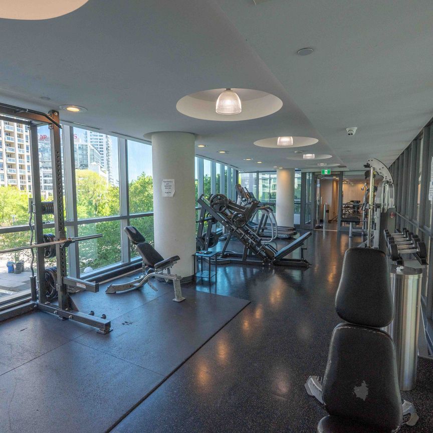 For Lease - 215 Fort York Boulevard Unit# 2203, Toronto, Ontario - Photo 1