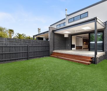 36A Venice St, Mornington VIC 3931 - House For Rent | Domain - Photo 5