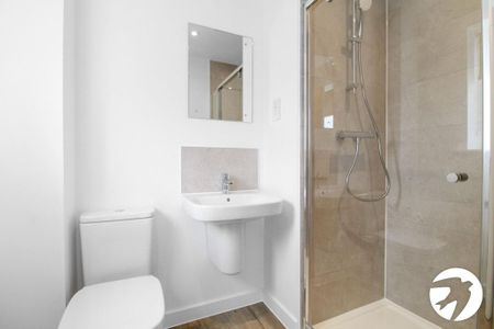 3 bedroom end of terrace house to rent - Photo 4