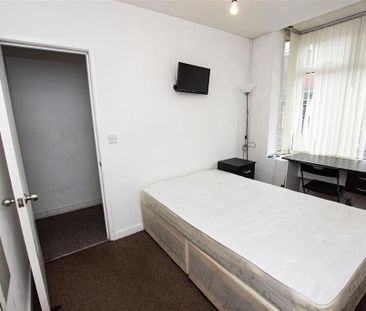 6 bedroom apartment to rent - Photo 6