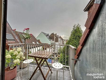 Uniek gemeubeld duplexappartement met garage - Foto 2