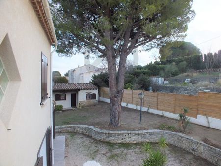 Location / Maison avec dépendance - Photo 4