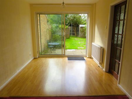3 bedroom terraced house to rent - Photo 4