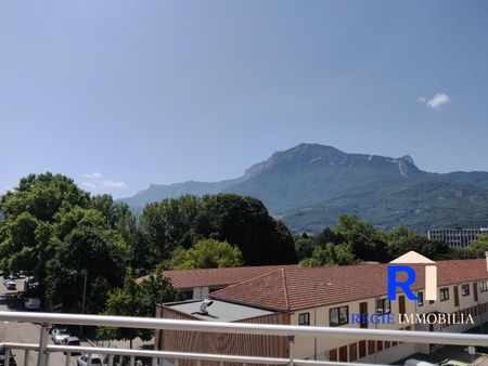 Location Appartement 1 pièce 29m² GRENOBLE 38100 - Photo 3