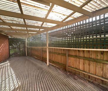 Thinking of selling? Contact our agent - Photo 4