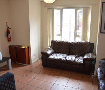 47 Colenso Parade, BT95BB, Belfast - Photo 2