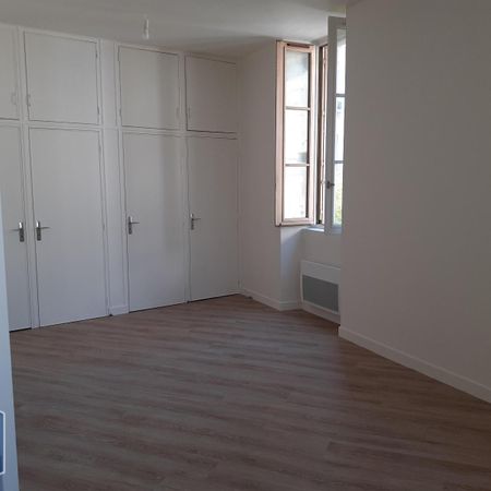 Location Appartement 1 pièce 26m² BRIVE LA GAILLARDE 19100 - Photo 4
