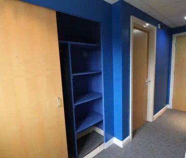 Standard Ensuite Rooms (Halls D) - Photo 6