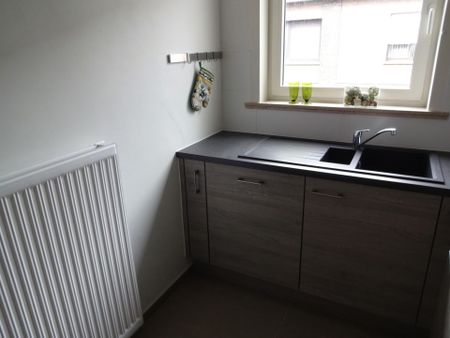 WETTEREN - Gerenoveerd appartement in het centrum - Photo 4