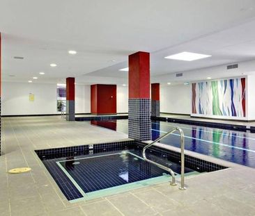 2 Bed + Study, 2 Bathroom, 1 Car, Gym, Pool, Spa, Sauna - Photo 1