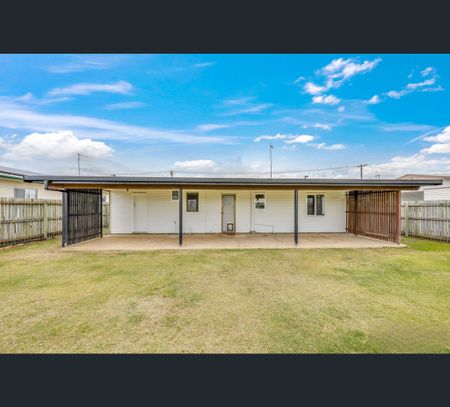 43 Morshead Street, Avenell Heights, Qld 4670 - Photo 2