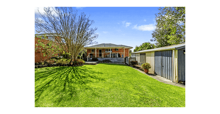 Comfortable Three-Bedroom Home in a Convenient Wantirna Location - Photo 3