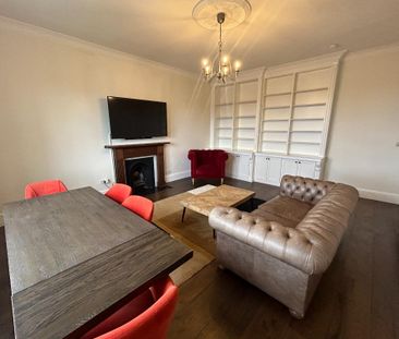 3 bedroom flat to rent - Photo 2