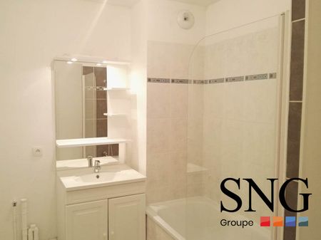 T2 AVEC TERRASSE ET PARKING - Photo 4