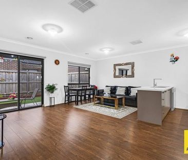 Easy Living with Great Connectivity & Modern Comforts - Photo 2