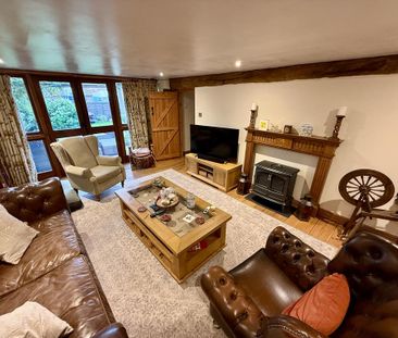3 bedroom barn conversion to rent - Photo 1