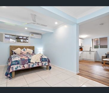 TRANQUIL PARK SETTING IN MOOROOKA - LAST ONE!! - Photo 2