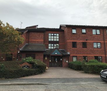 Available Now – Cobden Lodge, Tudor Hall Street, OL11 3BW &#8211; If you are aged 55 or over and looking for Security &#038; Independence then this One Bedroom Second Floor Sheltered Flat could be the place for you. - Photo 1