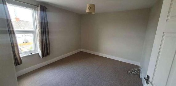 Whitehead Street, Swindon, Wiltshire, SN1 - Photo 2